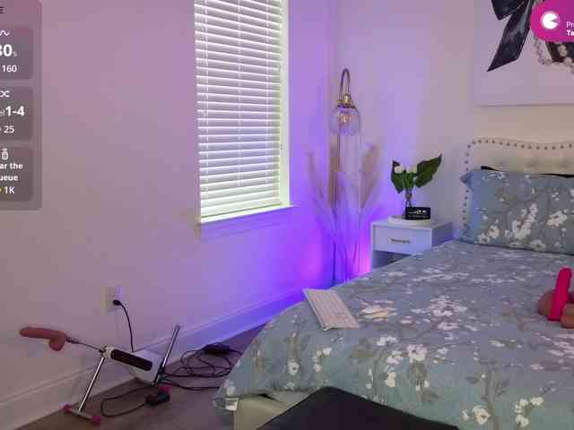 VioletBaby webcam