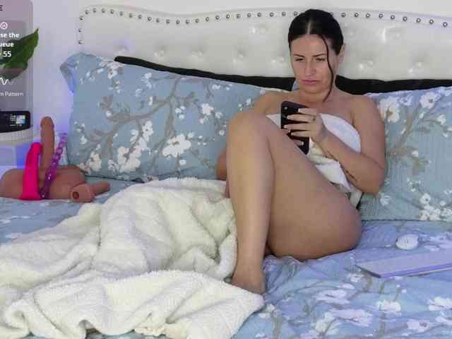VioletBaby webcam