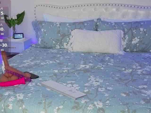 VioletBaby webcam