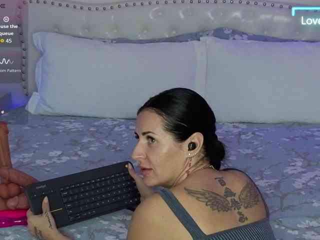VioletBaby webcam