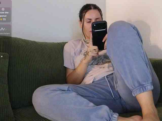 VioletBaby webcam