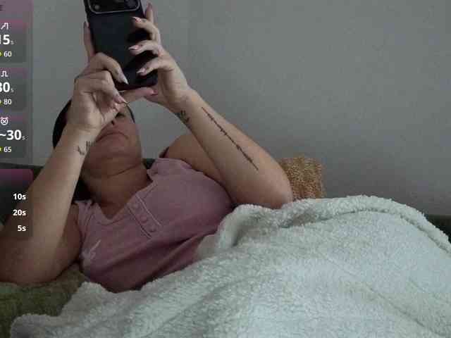 VioletBaby webcam