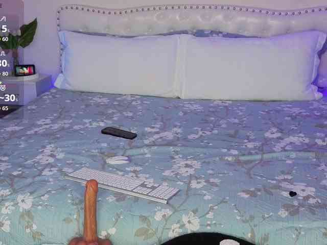 VioletBaby webcam