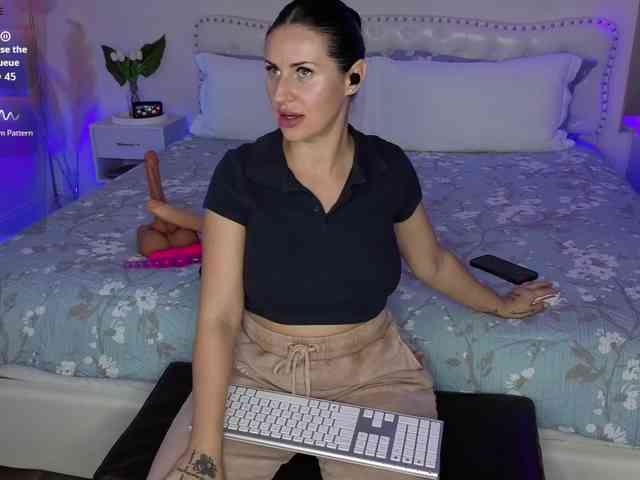 VioletBaby webcam