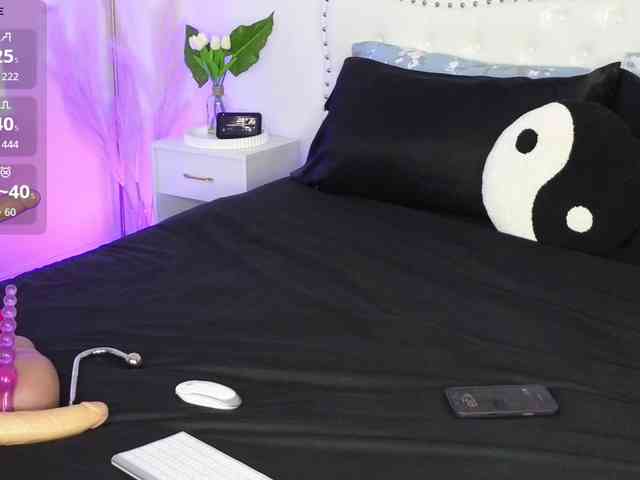 VioletBaby webcam