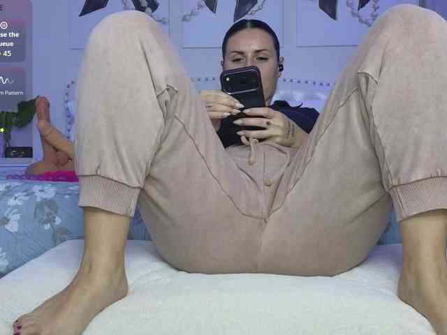 VioletBaby webcam