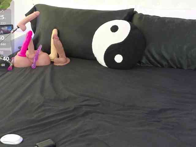 VioletBaby webcam