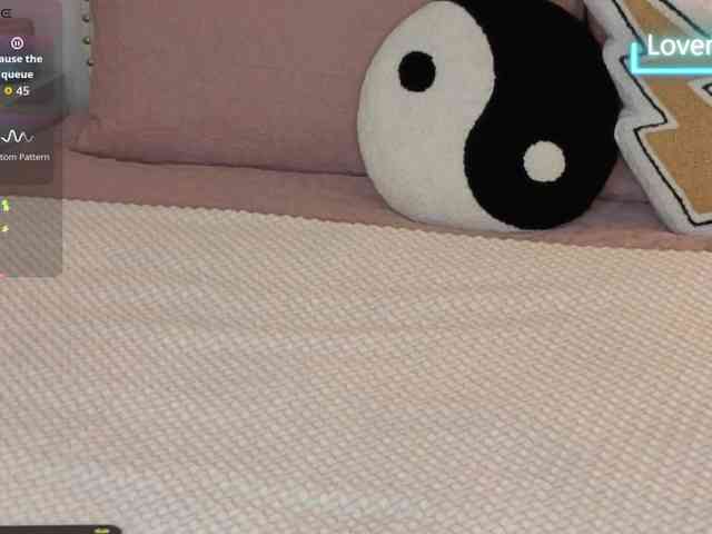 VioletBaby webcam