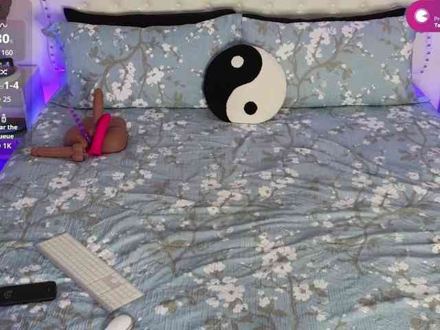 VioletBaby webcam