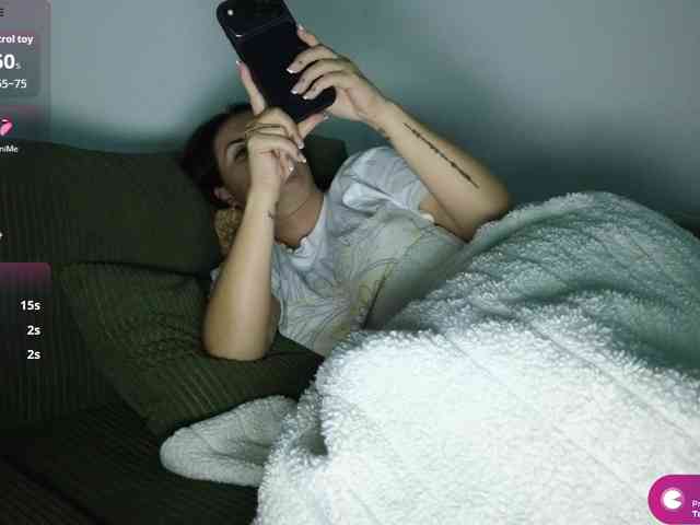 VioletBaby webcam