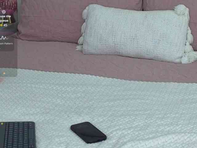VioletBaby webcam
