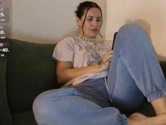 VioletBaby webcam