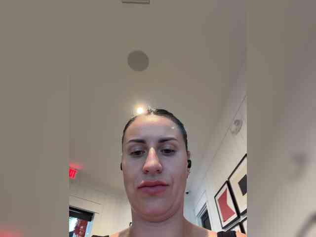 VioletBaby webcam