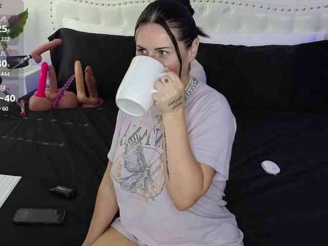 VioletBaby webcam