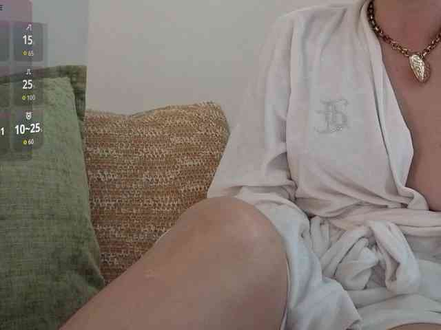 VioletBaby webcam