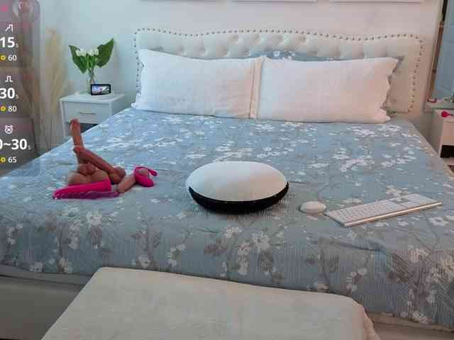 VioletBaby webcam