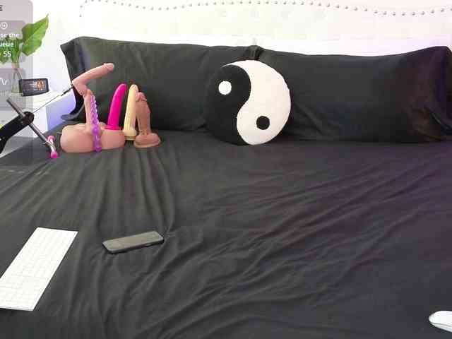 VioletBaby webcam
