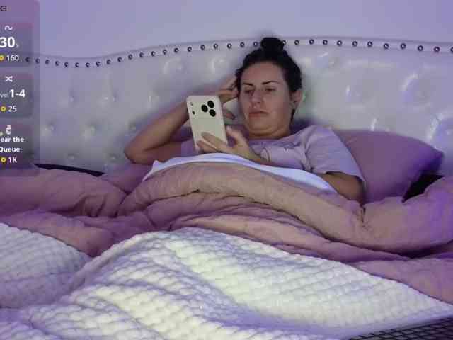 VioletBaby webcam