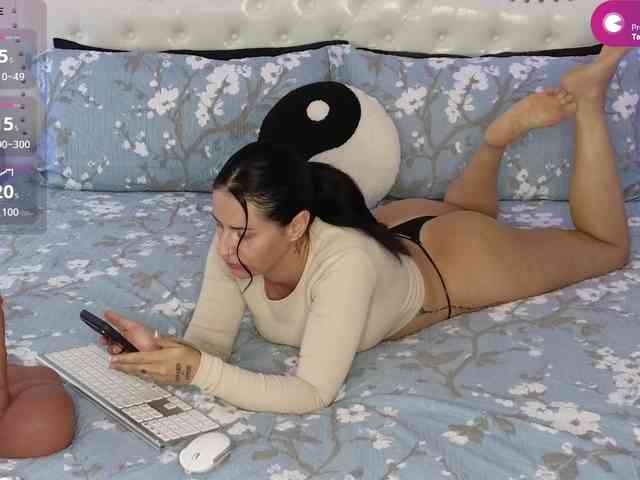 VioletBaby webcam