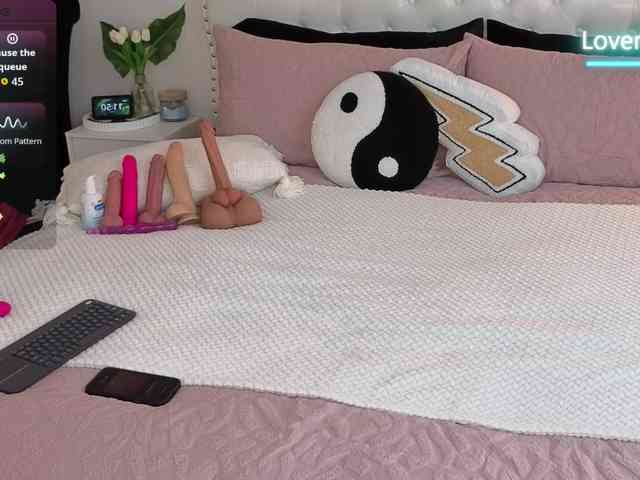 VioletBaby webcam