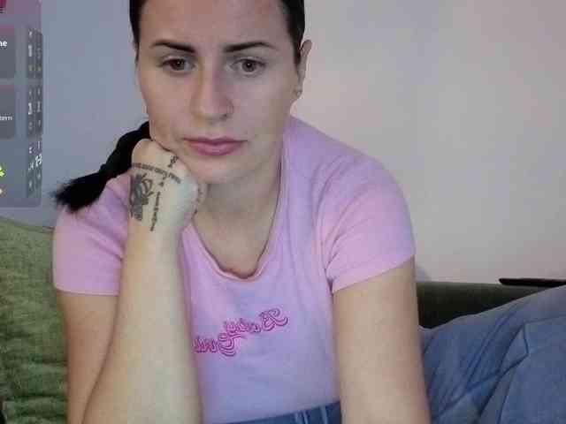 VioletBaby webcam