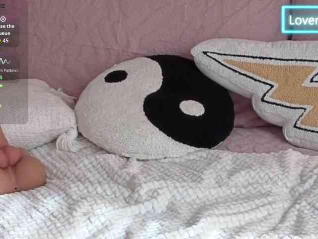 VioletBaby webcam