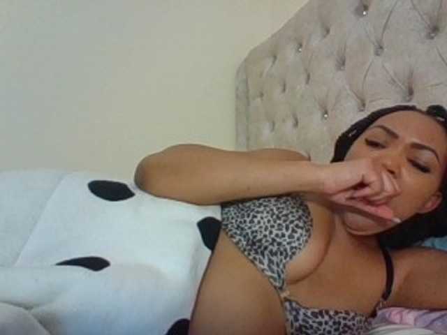 Beautystar12 live cam