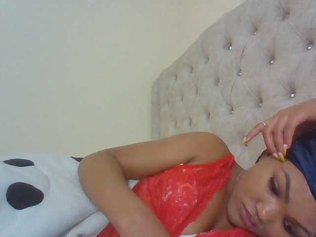 Beautystar12 live cam on BongaCams