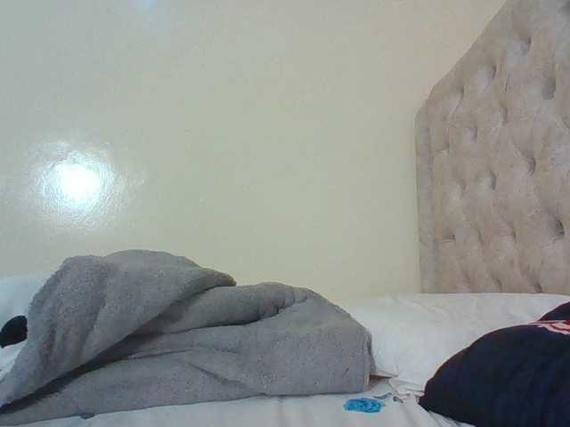 Beautystar12 live cam on BongaCams