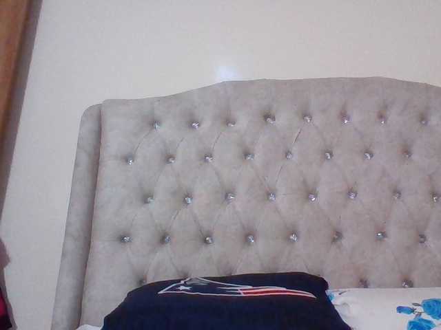 Beautystar12 live cam on BongaCams