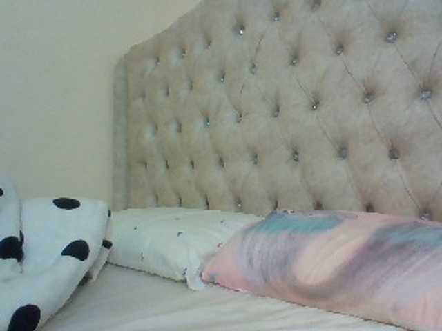 Beautystar12 live cam