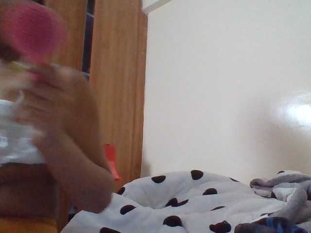 Beautystar12 live cam on BongaCams