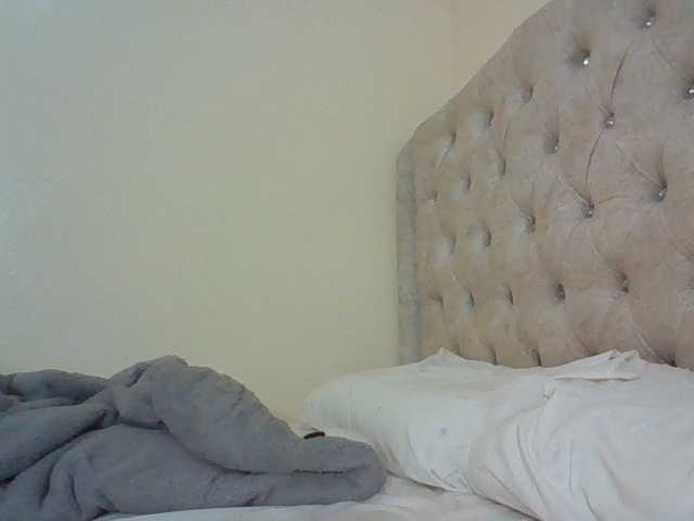 Beautystar12 live cam on BongaCams