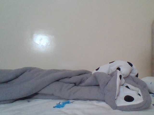 Beautystar12 live cam on BongaCams