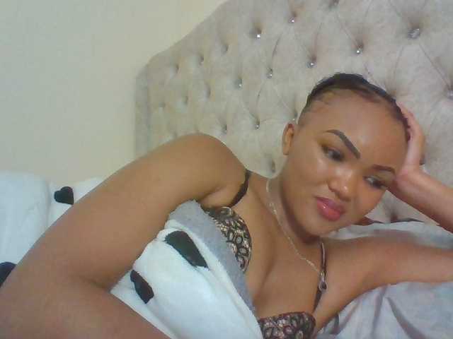 Beautystar12 live webcam show