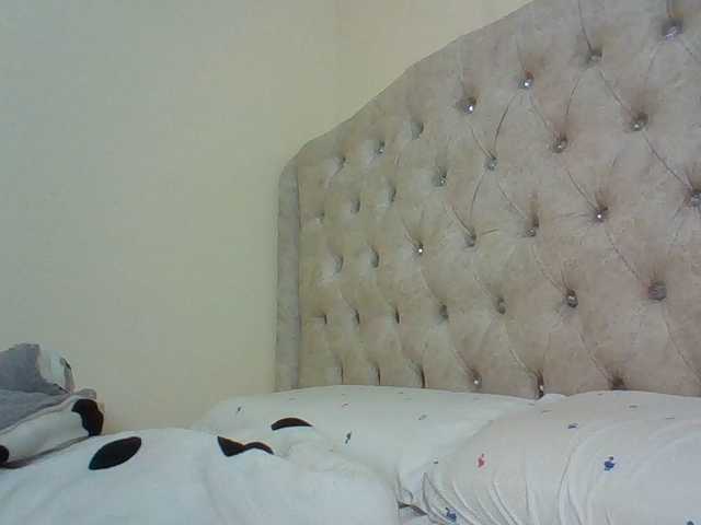Beautystar12 live cam on BongaCams