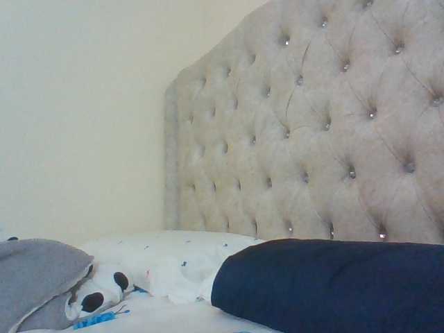 Beautystar12 live cam on BongaCams
