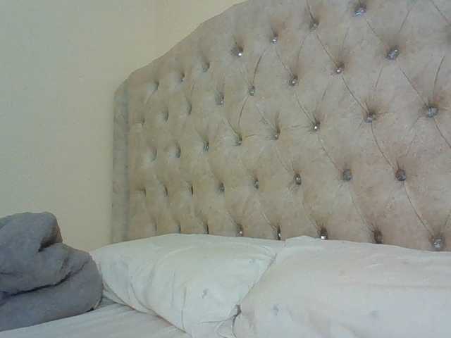 Beautystar12 live cam on BongaCams