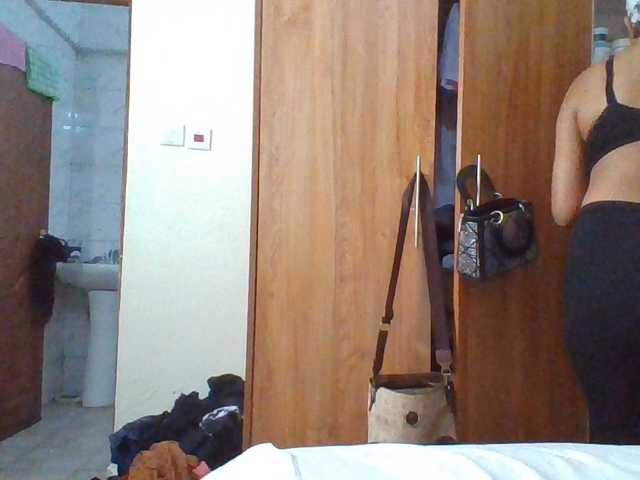 Blackmelanin1 live cam preview
