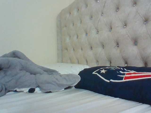 Beautystar12 live cam on BongaCams