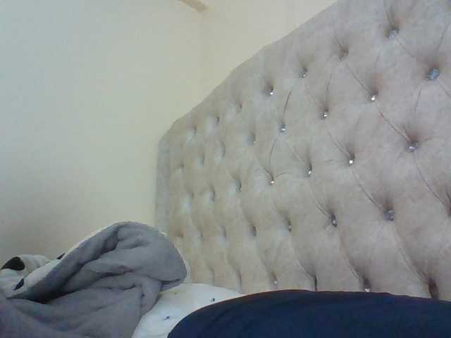 Beautystar12 live cam on BongaCams