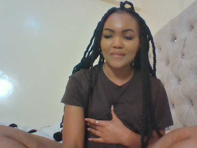 Blackmelanin1 live cam preview