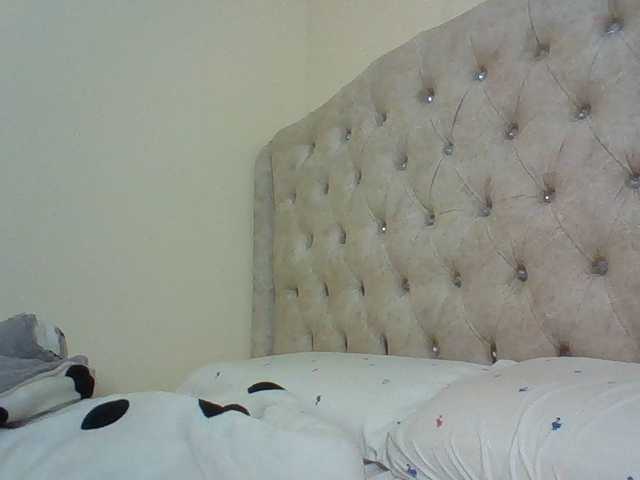 Beautystar12 live cam on BongaCams