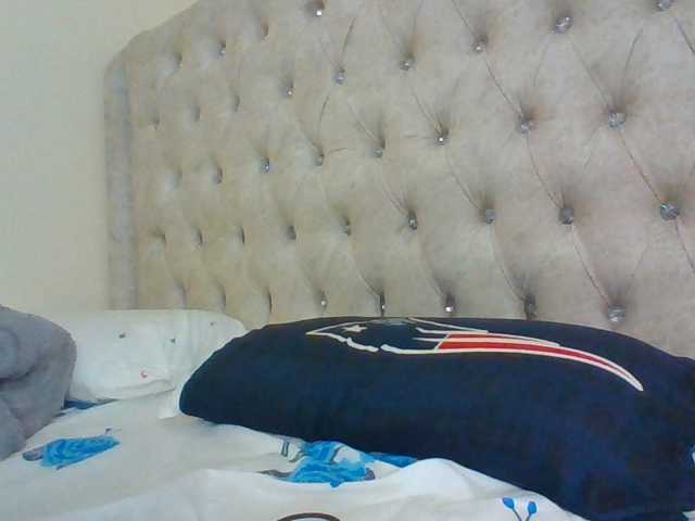 Beautystar12 live cam on BongaCams