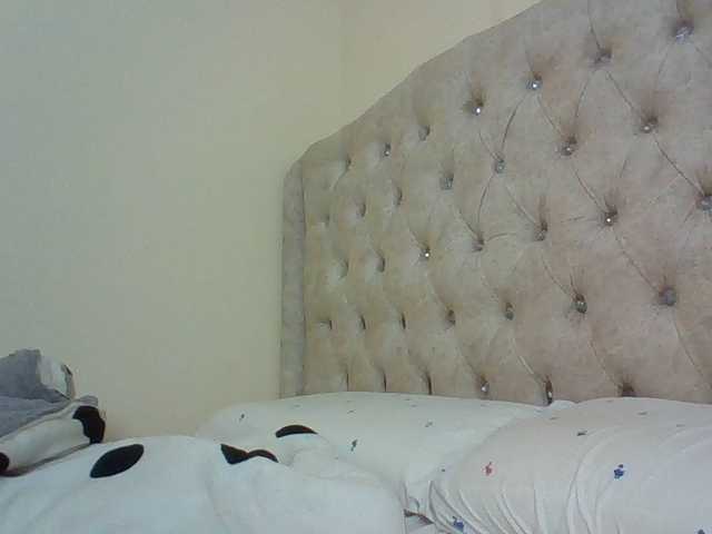 Beautystar12 live cam on BongaCams