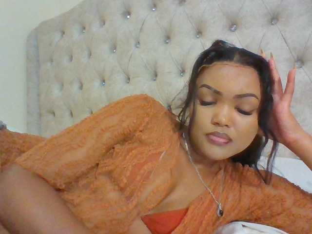 Blackmelanin1 live cam preview