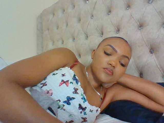 Blackmelanin1 live cam
