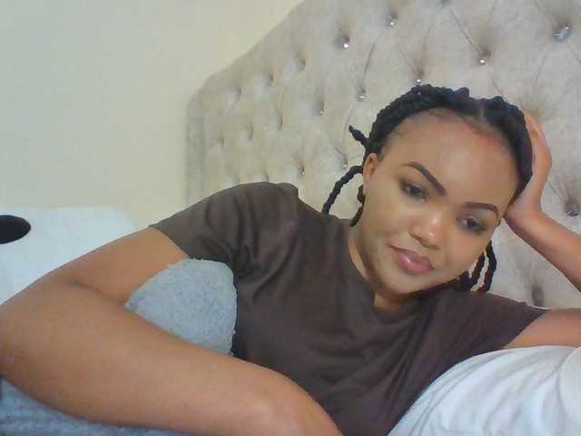 Blackmelanin1 live cam preview