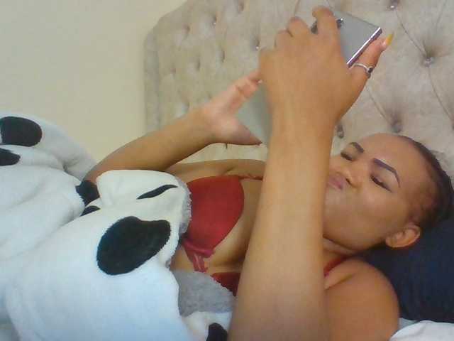 Blackmelanin1 live cam on BongaCams