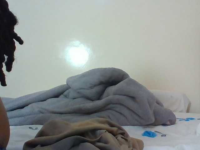Beautystar12 live cam on BongaCams